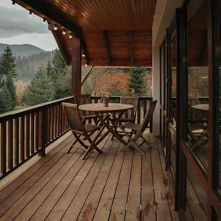 Semesterbostad ліснів