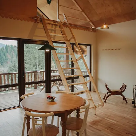 Semesterbostad ліснів