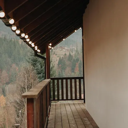 ліснів Hébergement de vacances *